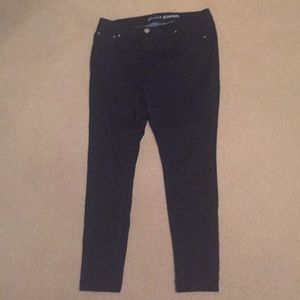 Almost famous skinny jean
